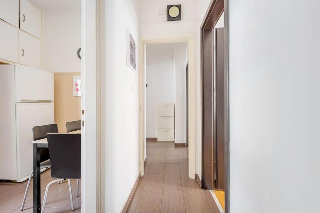 Apartment In The Middle Of Everything Atenas Exterior foto