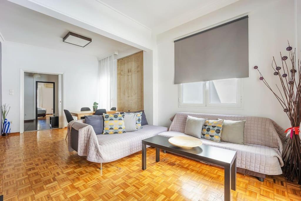 Apartment In The Middle Of Everything Atenas Exterior foto
