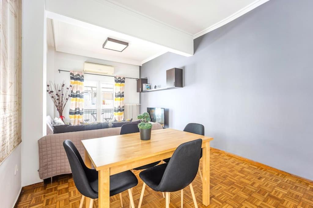 Apartment In The Middle Of Everything Atenas Exterior foto
